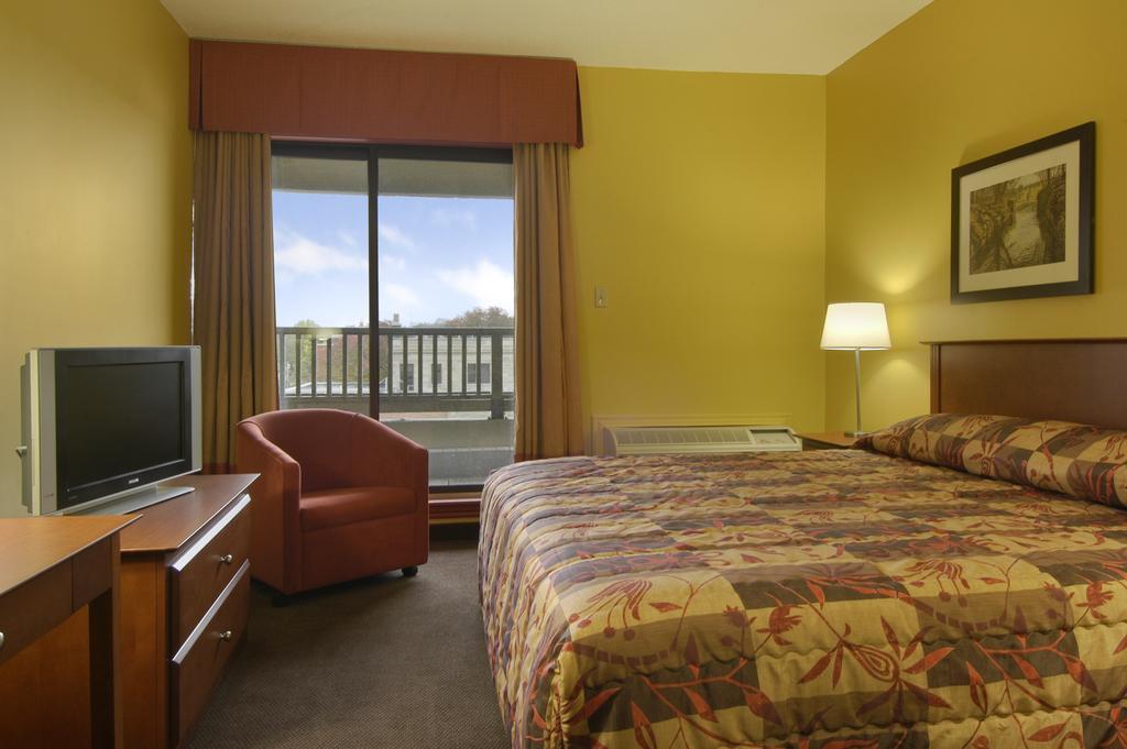 Dartmouth Oceanview Hotel Стая снимка