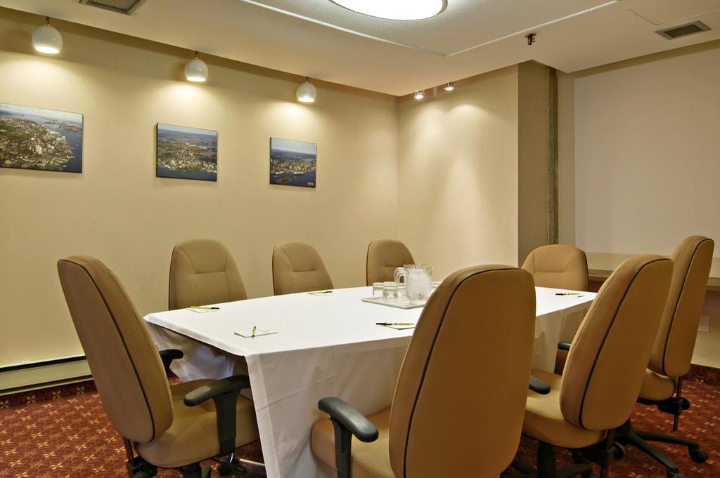 Dartmouth Oceanview Hotel Съоръжения снимка